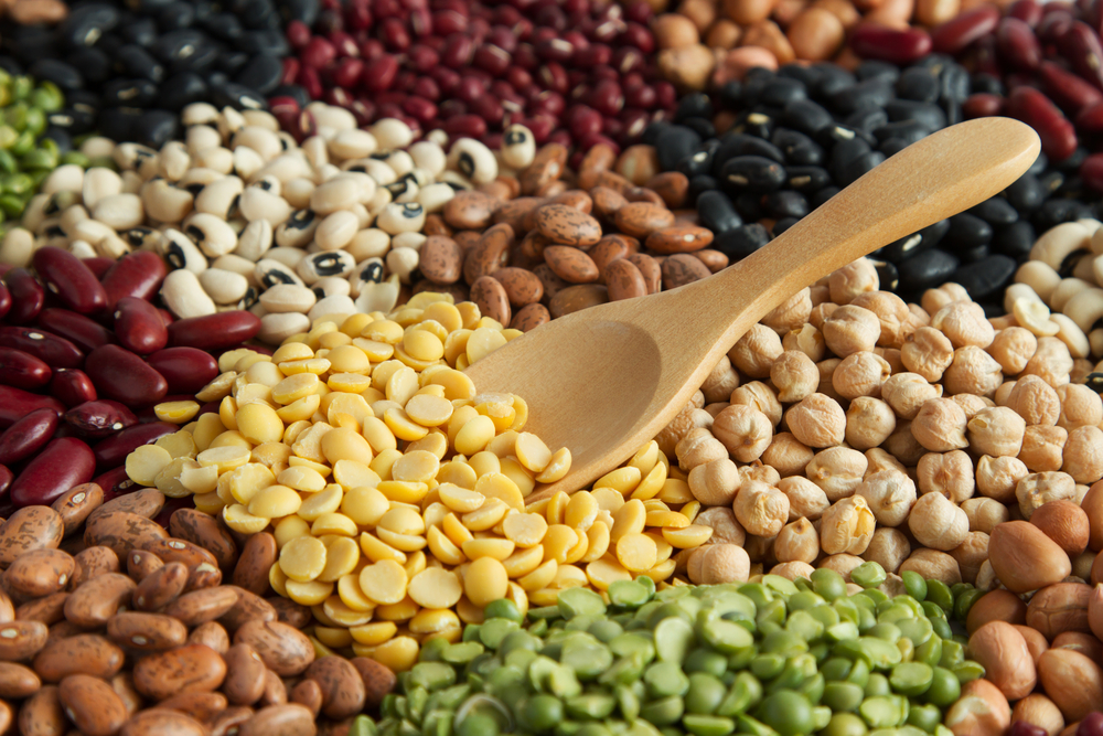 Spoon in legumes.