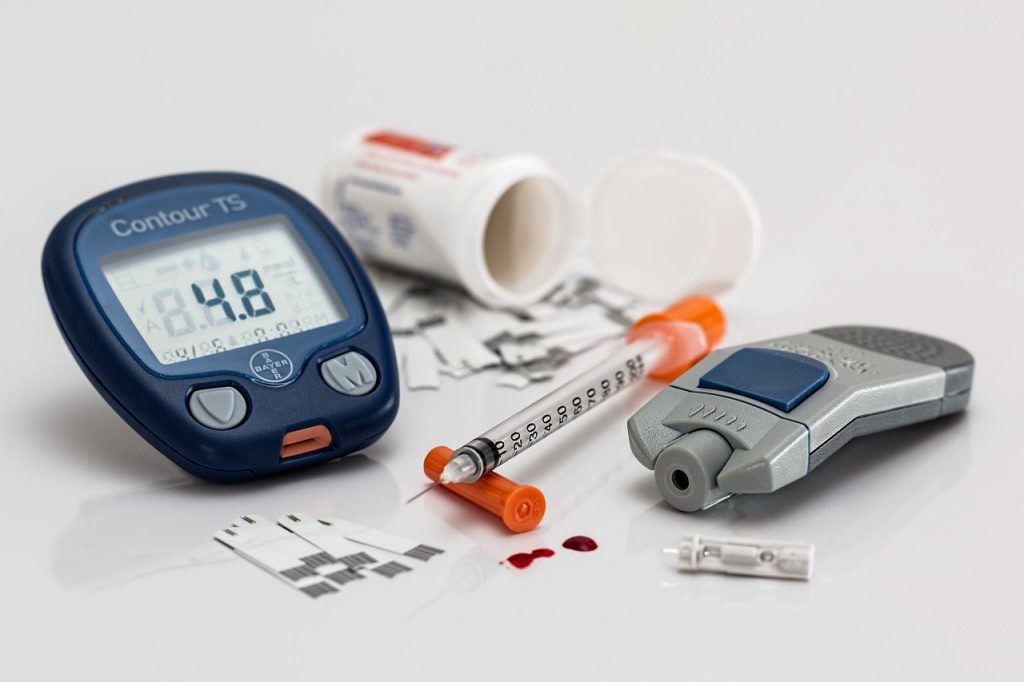 Insulin kit for diabetic people.